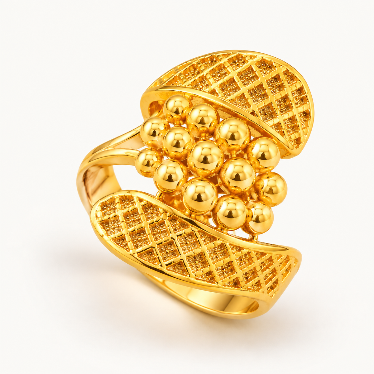 Women's Artificial Gold-Plated Fashion Ring – Elegant Statement Jewelry
